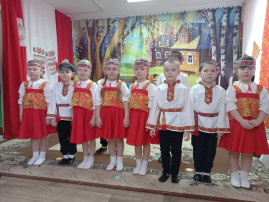 Утренники, посвящённые празднованию Международного женского Дня! Утренники, посвящённые празднованию Международного женского Дня!.